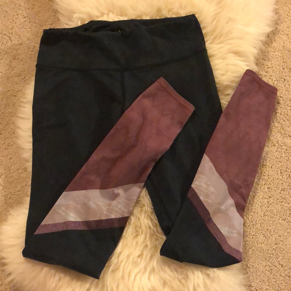 Alo Yoga Leggings. Size S
